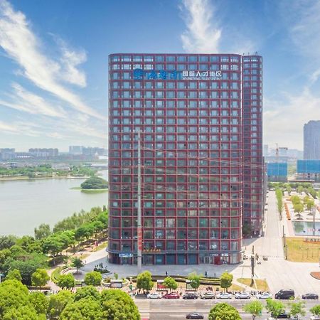 Jinling Funhome Hotel Nanjing Jiulong Lake - Nanjing South Railway Station Esterno foto
