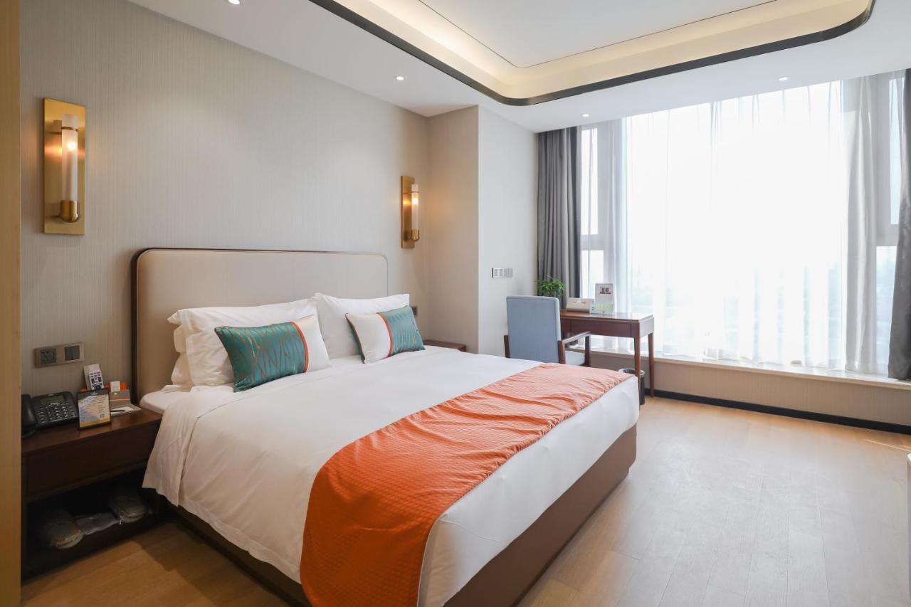 Jinling Funhome Hotel Nanjing Jiulong Lake - Nanjing South Railway Station Esterno foto