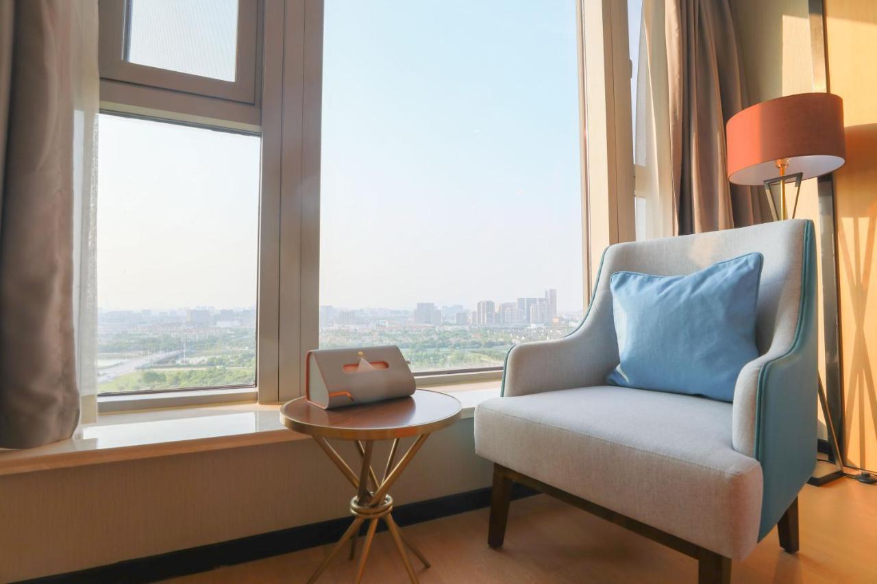 Jinling Funhome Hotel Nanjing Jiulong Lake - Nanjing South Railway Station Esterno foto