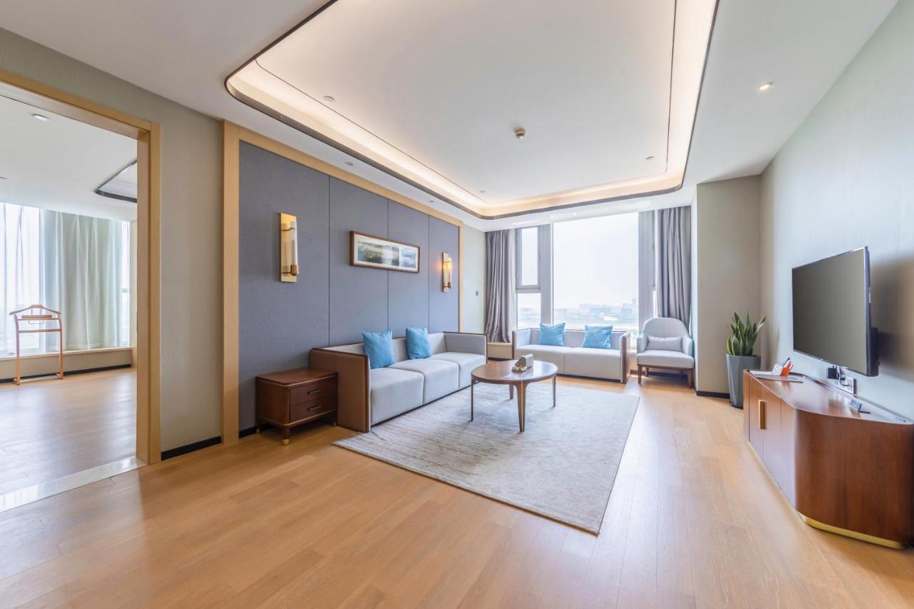 Jinling Funhome Hotel Nanjing Jiulong Lake - Nanjing South Railway Station Esterno foto