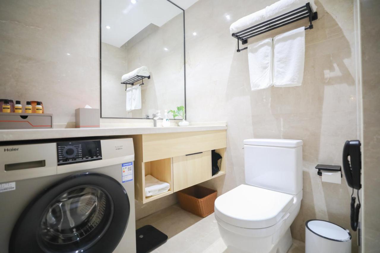 Jinling Funhome Hotel Nanjing Jiulong Lake - Nanjing South Railway Station Esterno foto